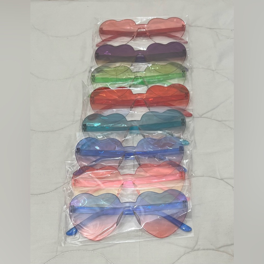 NIB 8 Piece Multi-Colored Rimless Funky Heart Sunglasses for Kids and Adults